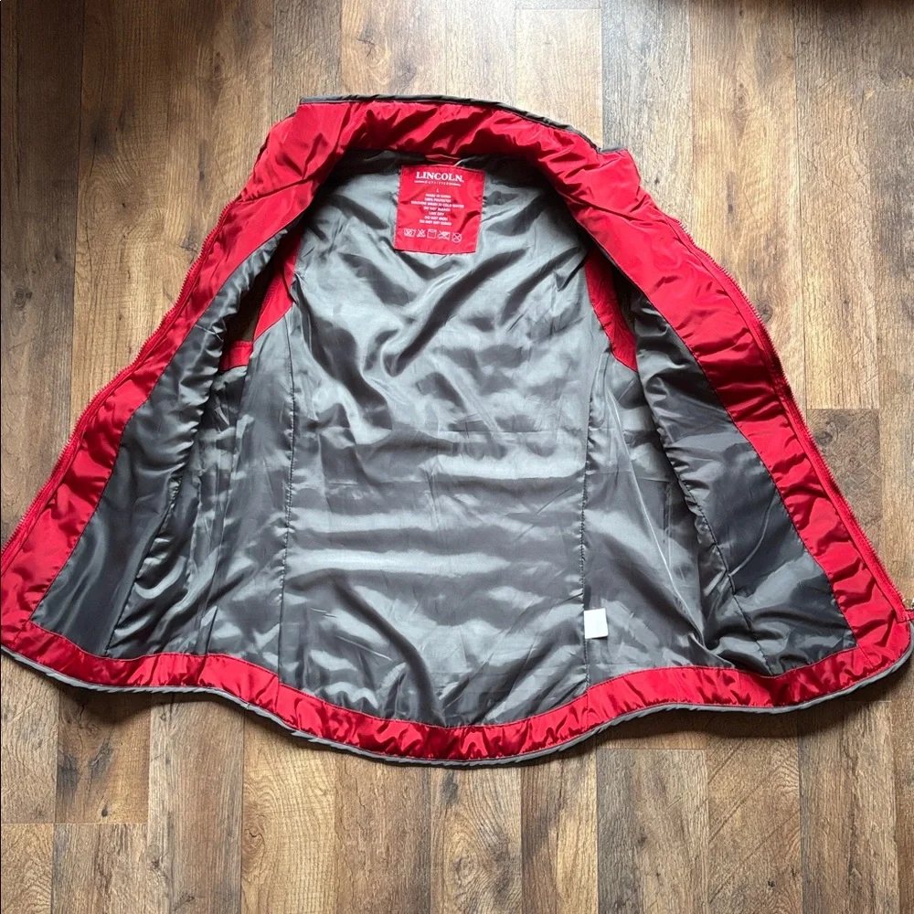 Lincoln Outfitters Red and Gray Quilted Lightweight Zip Up Puffer Vest New